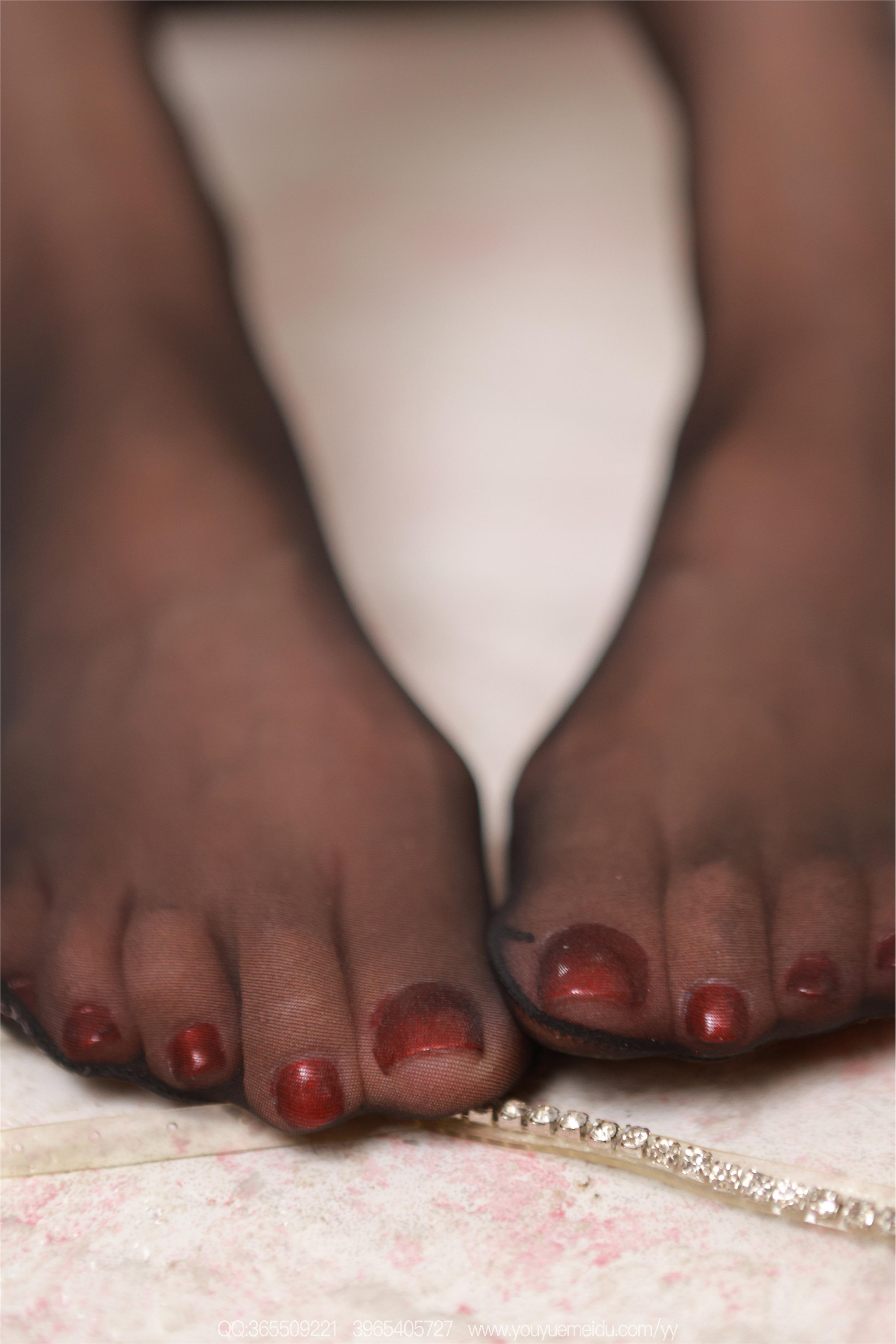 IESS异思趣向  2025.08.25 丝享家 2140 美子《黑丝包臀裙》